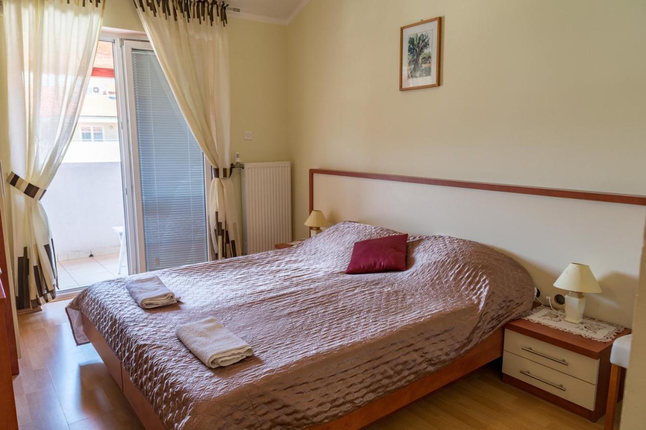 Bed And Breakfast Taverna Miskovic Pag Town Exterior foto